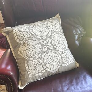 DOMAIN Taupe Ivory Linen Blend Medallion Embroidered Feather Pillow EUC $75